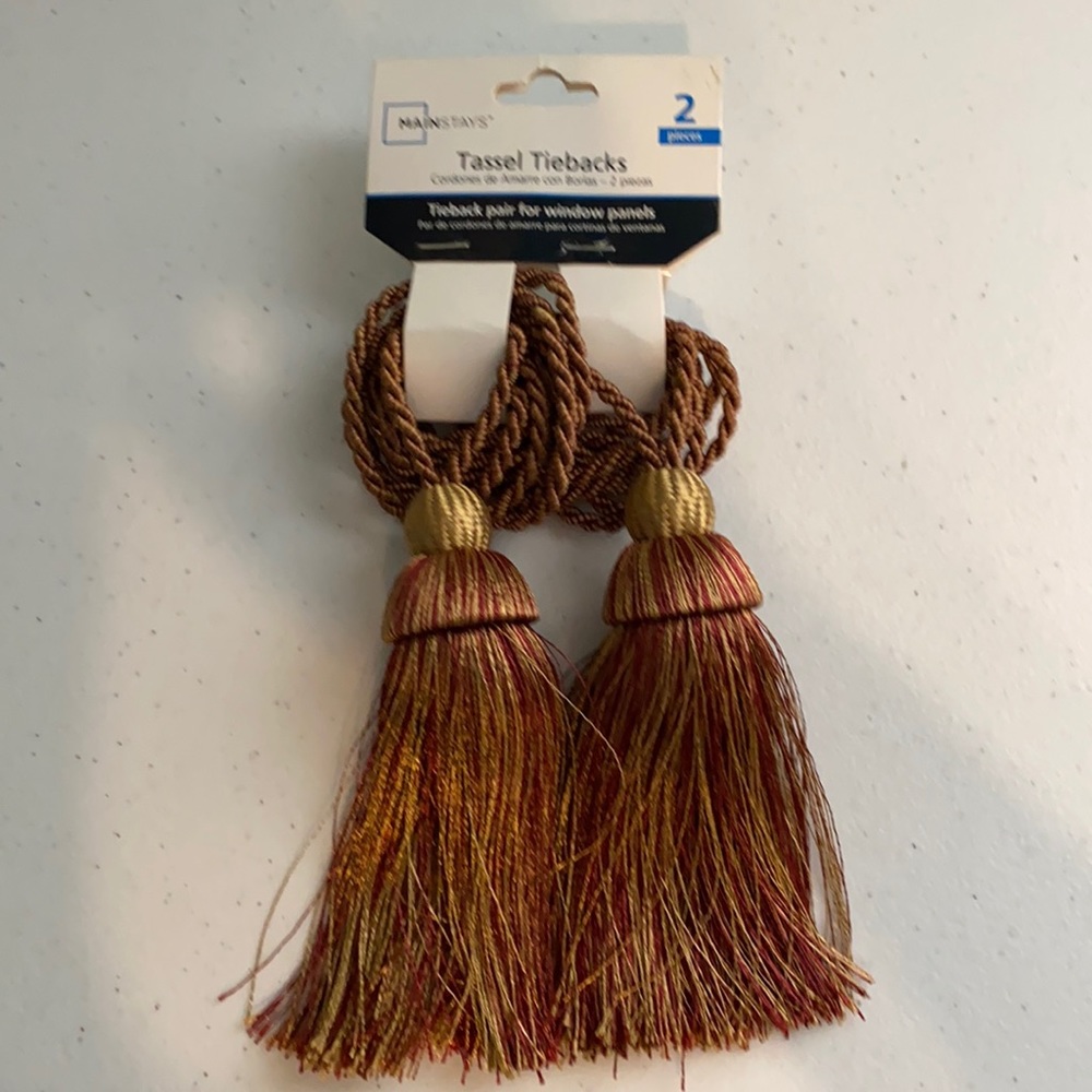 Tassel tiebacks